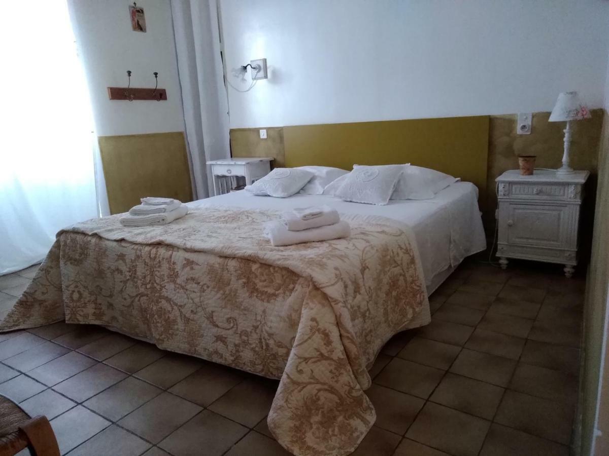 Le Petit Fabre Hotell Montagnac  Eksteriør bilde